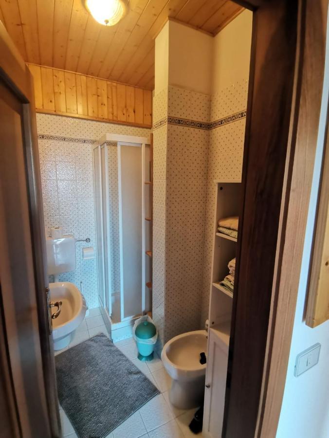 Mansarda A Carciato, Trilocale In Montagna Apartment Dimaro Bagian luar foto